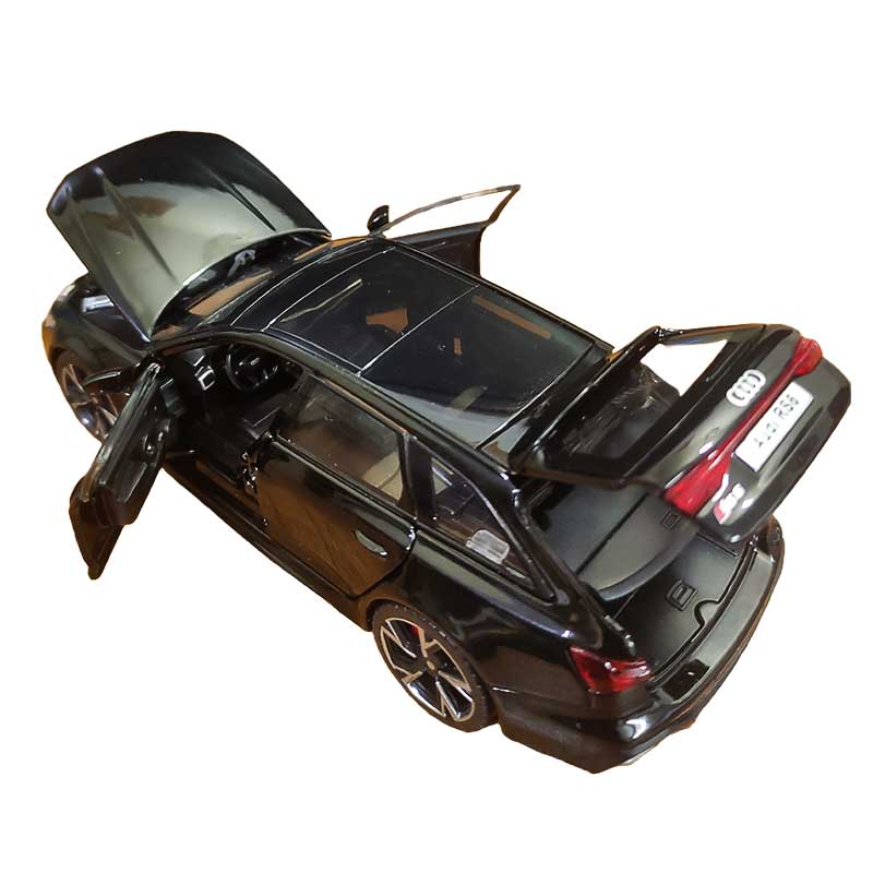 Audi RS6 Diecast Car with Traffic Light view 12